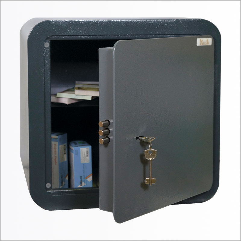 Сейф встраиваемый в мебель Klesto RS40K