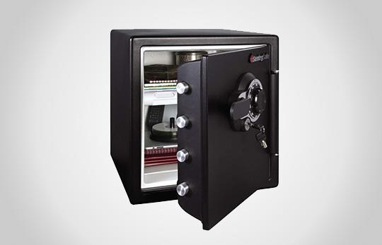 Огневодостойкий сейф SFW123DTB